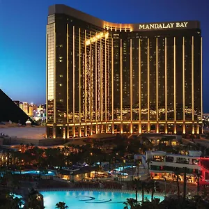 Mandalay Bay אתר נופש